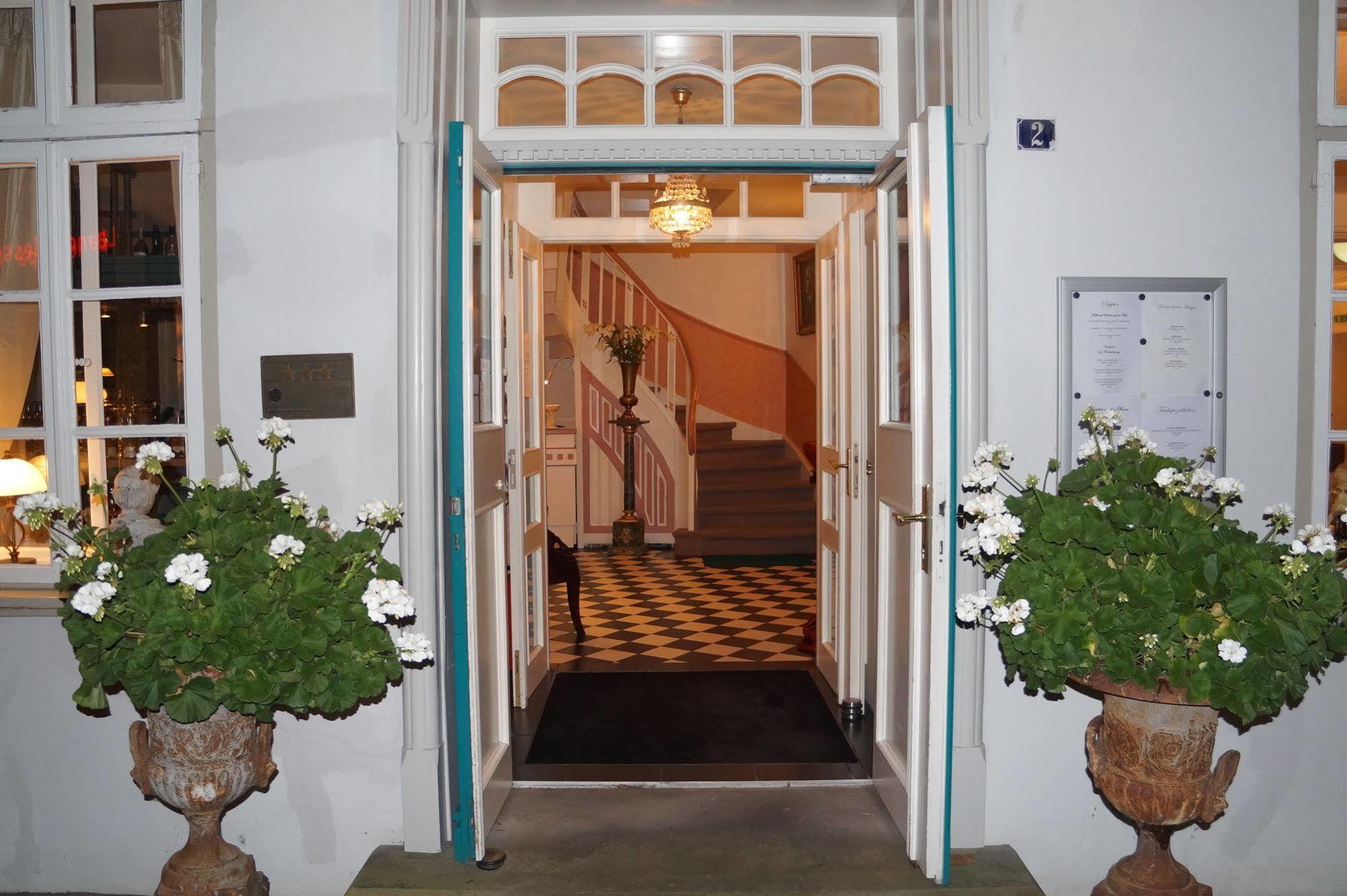 Hotel Busch ヴェスターシュテーデ エクステリア 写真